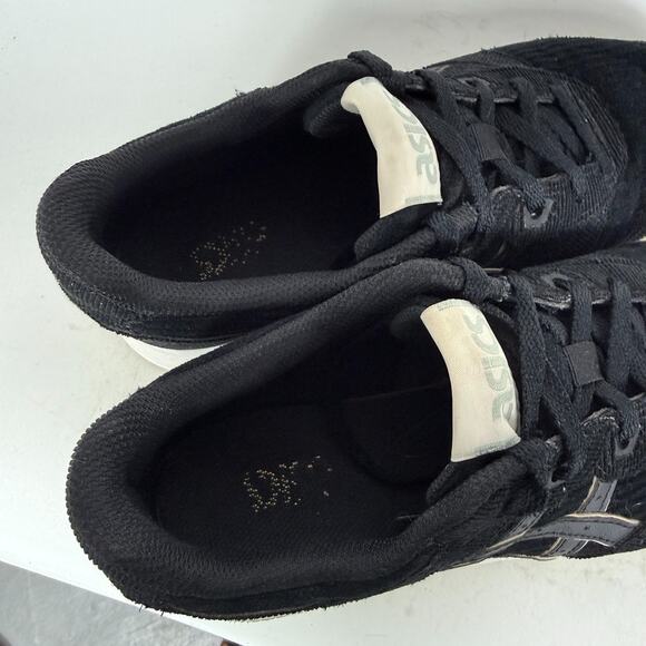 Asics Lyte Classic Athletic Running Sneakers Women's 8.5 Black Lace-Up Low Top - Picture 9 of 10